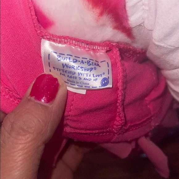 Heart Patterned Plush Dog with Pink Roller Skates - Picture 6 of 6